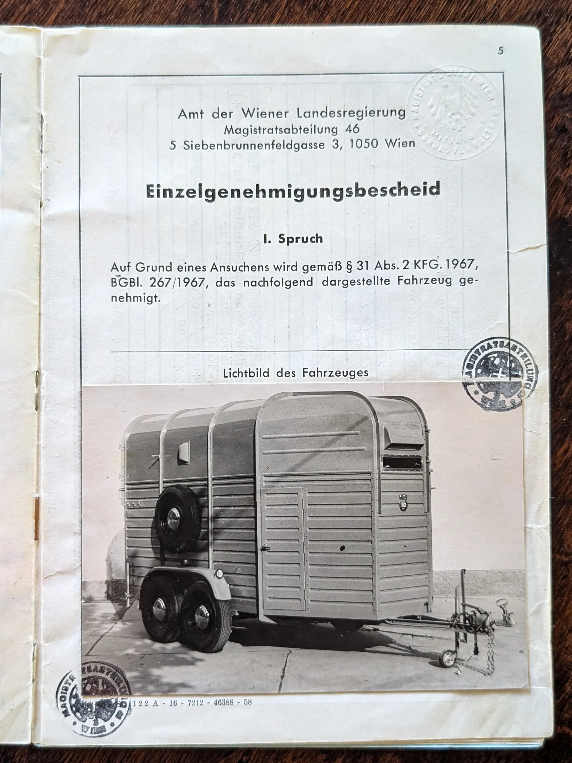 Das Lichtbild des Fahrzeugs im österreichischen Einzelgenehmigungsbescheid von 1973